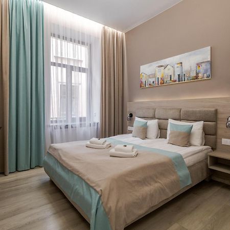 Demar Apart Doroshenka Lviv Luaran gambar